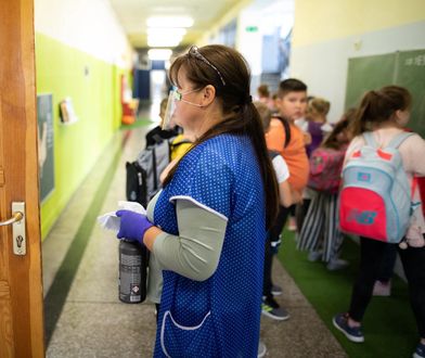 Koronawirus w Polsce. Co dalej ze szkołami?