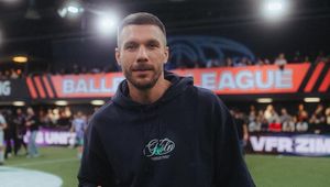 Podolski zaapelował do Polaków. "Wszyscy!"