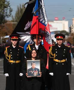 Arsen Pawłow pochowany w Doniecku. Kilka tysięcy osób na pogrzebie