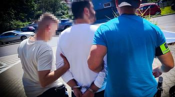 Zabrze: Gruzin zaatakował nożem na 31-latka. Jest w Polsce nielegalnie