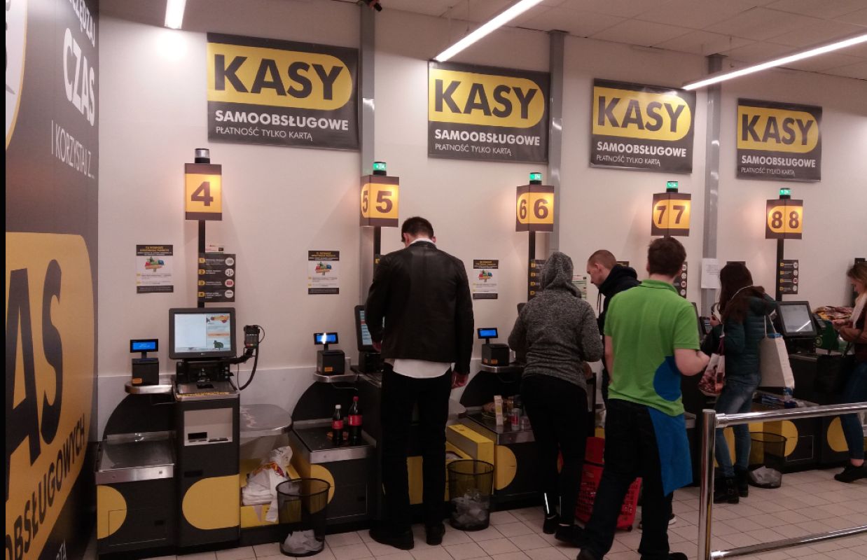 Biedronka sprzedawała pistacje dziesięć razy taniej