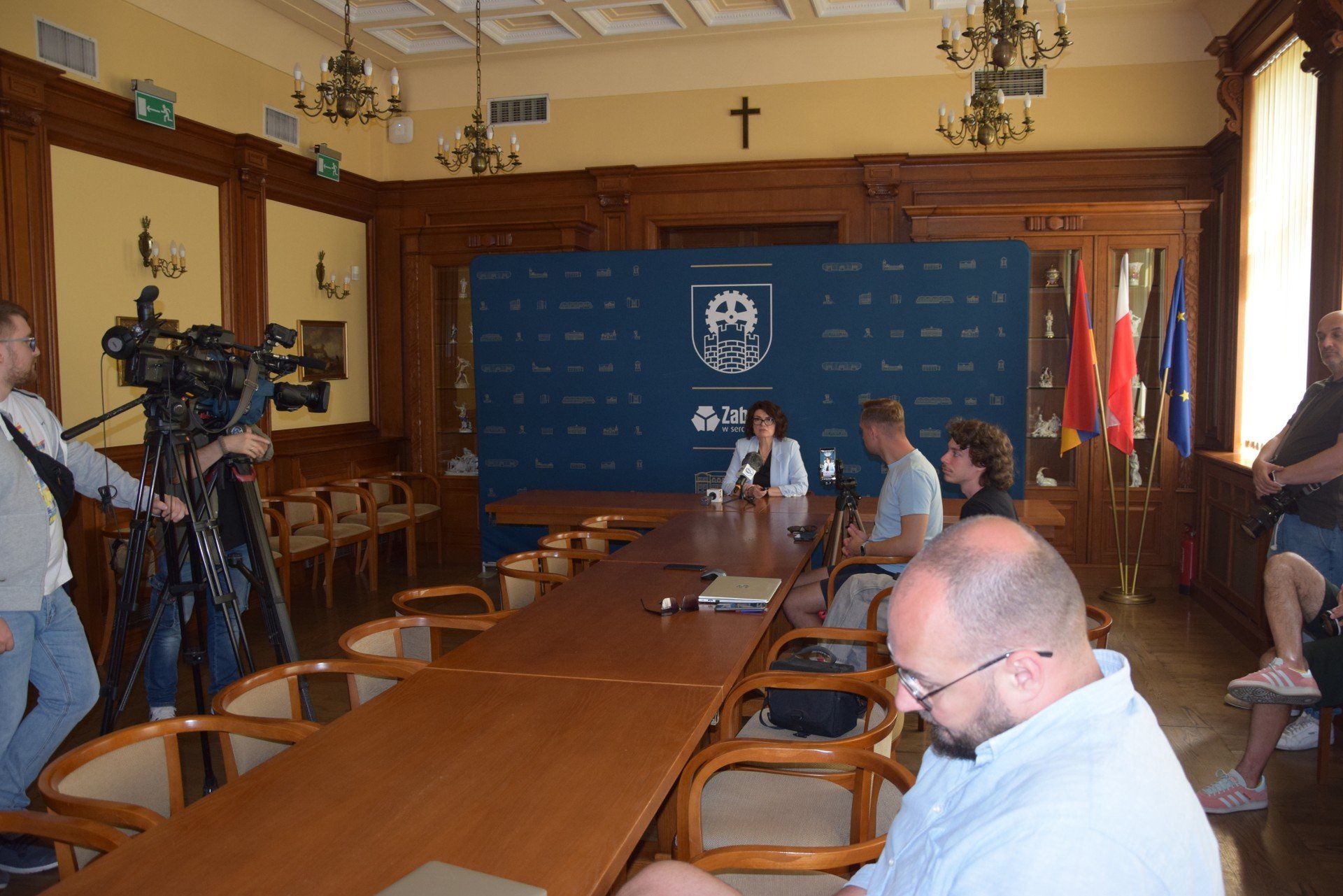 Konferencja prasowa Ewy Weber, pełniącej obowiązki prezydenta Zabrza do czasu wyboru nowego włodarza miasta.