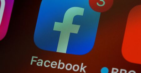 Meta usuwa treści informacyjne z Facebooka. Nie chce za nie płacić