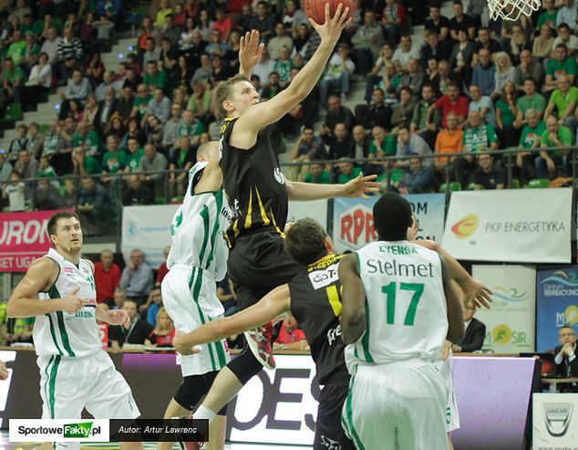 Waczyński czeka na pojedynek z Eyengą