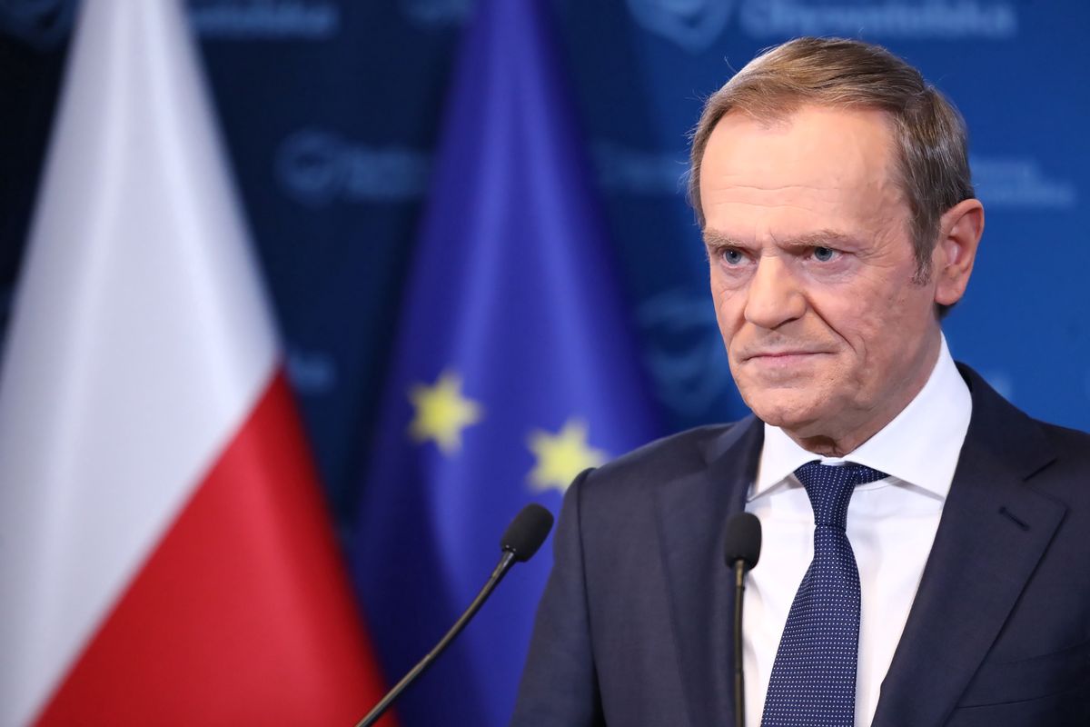 Donald Tusk zabrał głos ws. sprzedaży części aktywów Lotosu