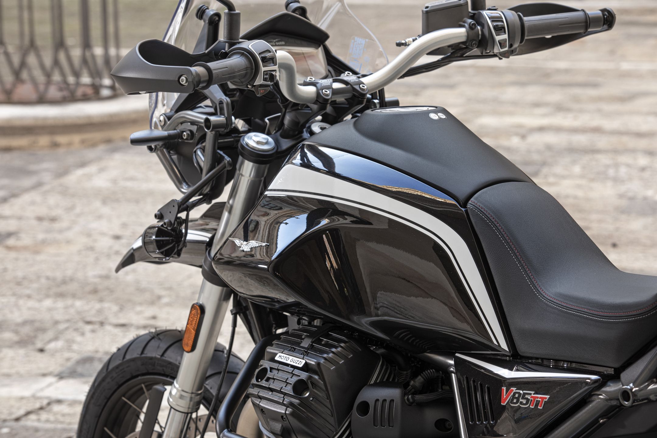 Moto Guzzi V85 TT Guardia d’Onore