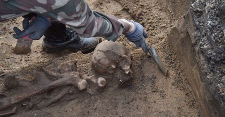 Zginęło tam ok. 300 żołnierzy. Ukraina dała zgodę na ekshumację