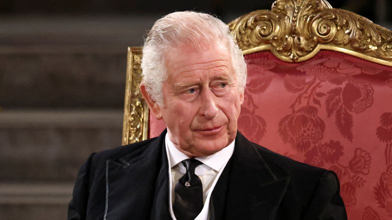 Król Karol III już ma pomysł na własną koronację? Chce, żeby było "krócej, skromniej i OSZCZĘDNIEJ"