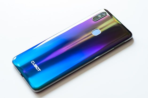 Cubot Max 2 - telefon z dużą baterią i dużym ekranem