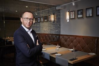 Odmrażanie gospodarki. "Nawet pełny lokal jest w połowie pusty"