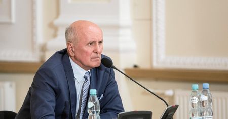 Andrzej Waltz przelał pieniądze za kamienicę. Ale będzie się odwoływał