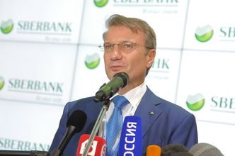 Sankcje wobec Rosji. Giełda w dół, Mastercard i Visa wycofują się