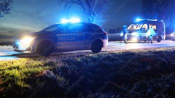 Tragiczny wypadek na trasie Pisz-Ruciane-Nida. W zderzeni dwóch samochodów osobowych zginęła 47-letnia kobieta