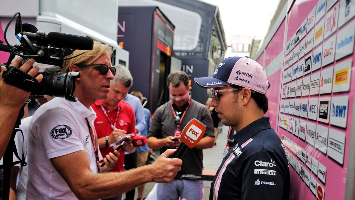 Sergio Perez udzielający wywiadów
