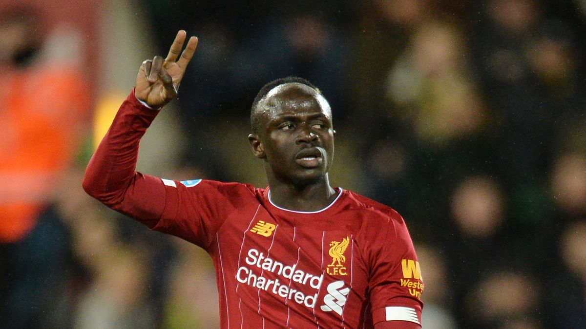 PAP/EPA / PETER POWELL / Na zdjęciu: Sadio Mane