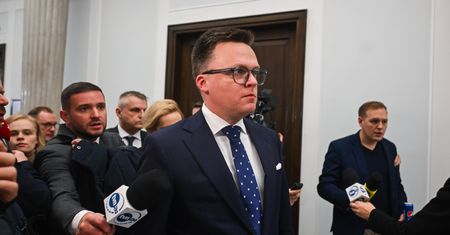 Hołownia: wpłynął wniosek ws. uchylenia immunitetu Braunowi