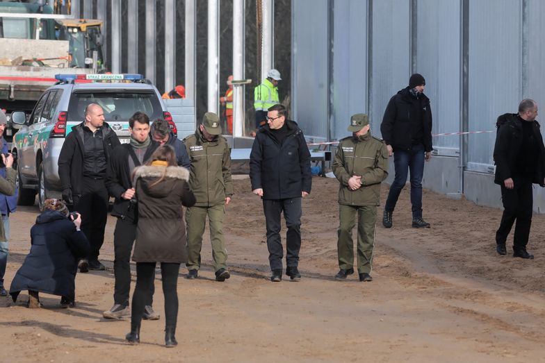 Tak wygląda zapora na granicy z Białorusią. Premier: chronimy wschodnią flankę NATO
