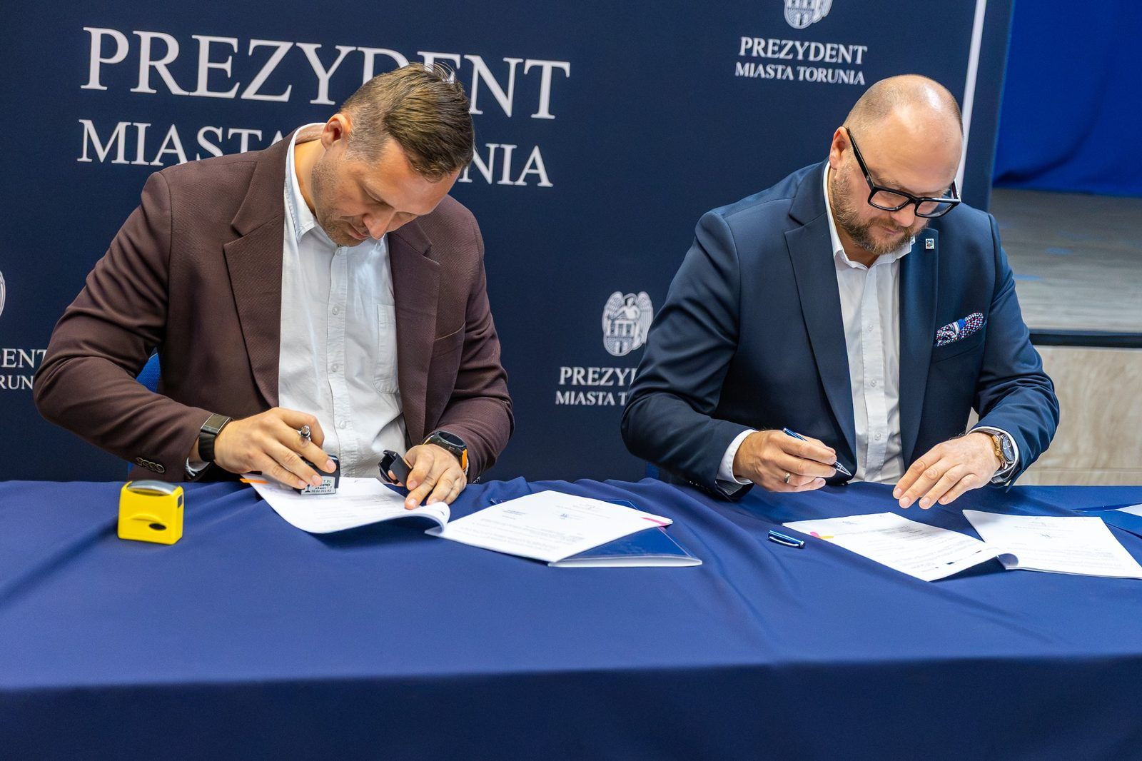 Podpisanie umowy na budowę Centrum Integracji Międzypokoleniowej