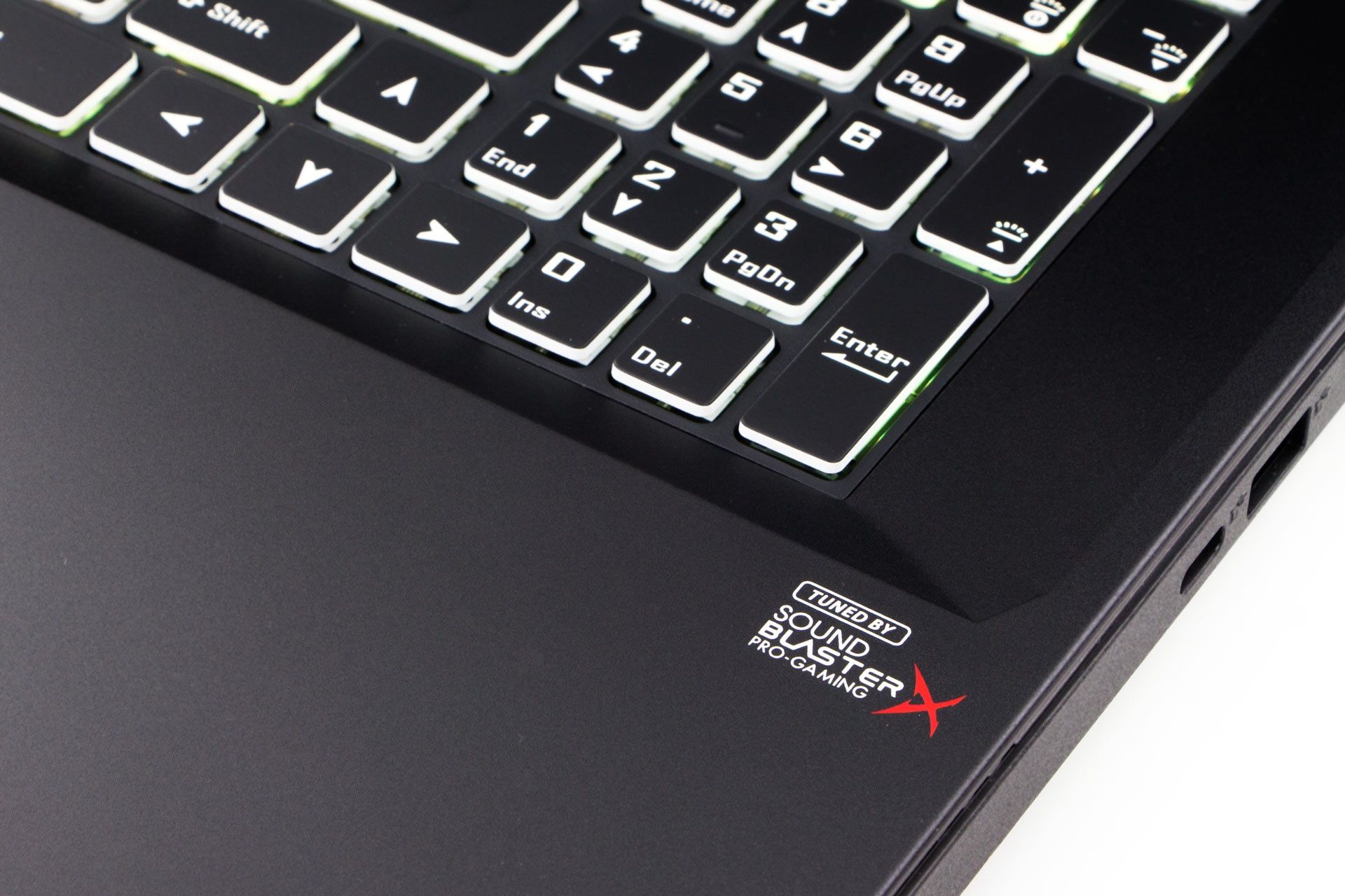 Hyperbook SL704 - emblemat SoundBlaster