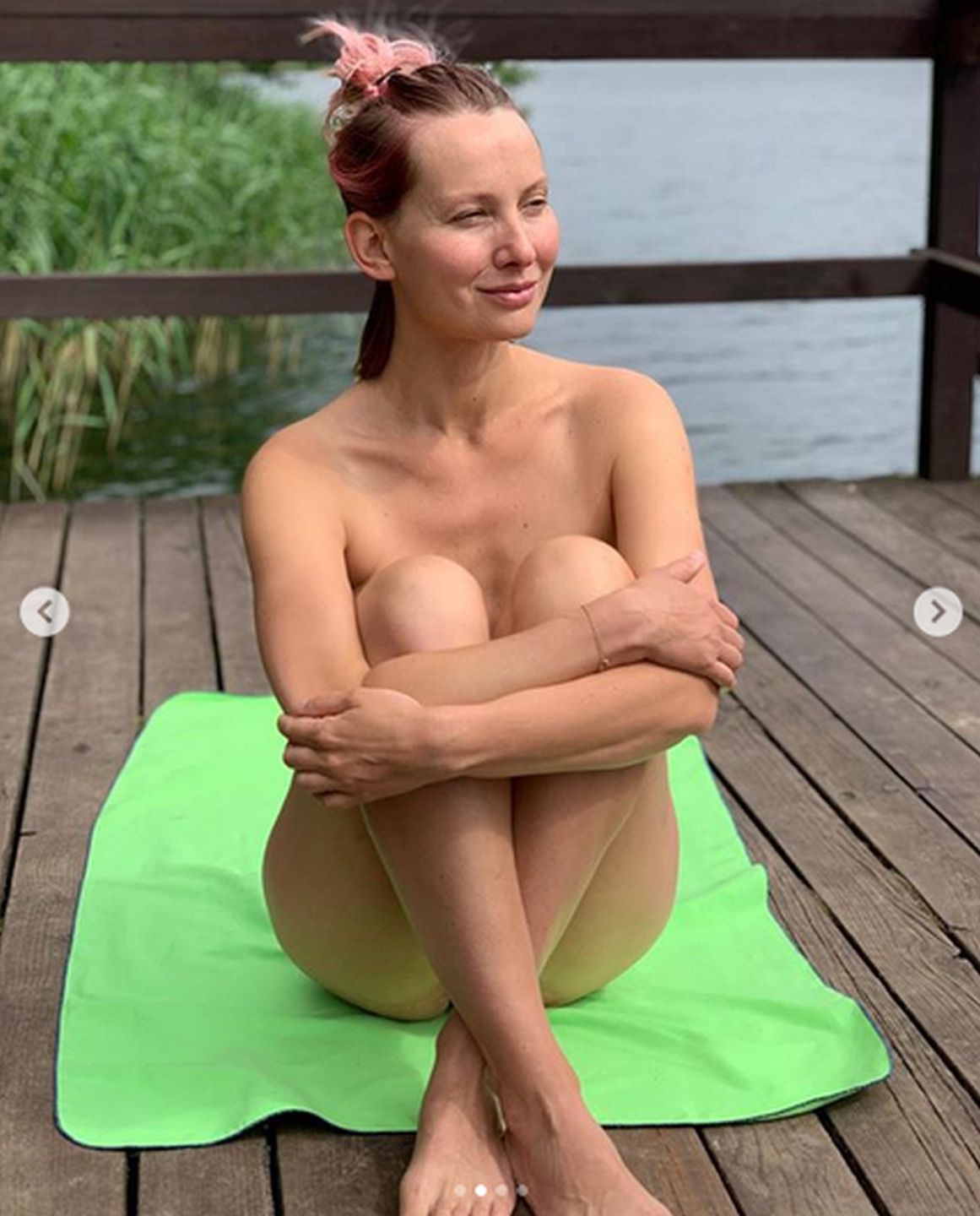 Joanna Moro nago