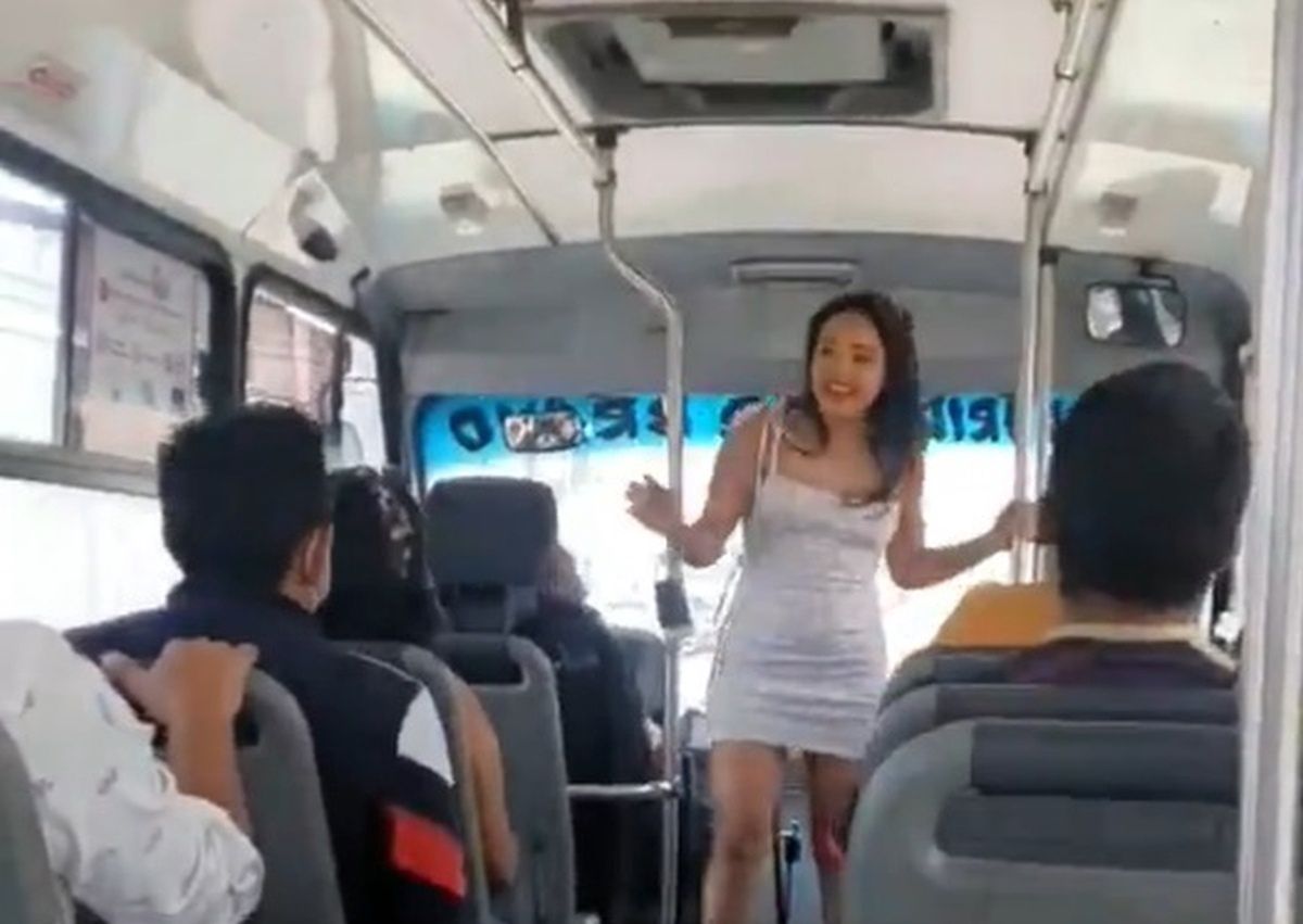 Aktorka filmów dla dorosłych w autobusie. Wstydu nie miała! Wszystko widziało dziecko