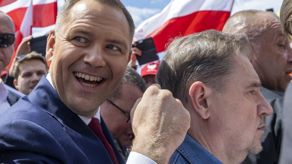 Marsz za Polską z udziałem Karola Nawrockiego
