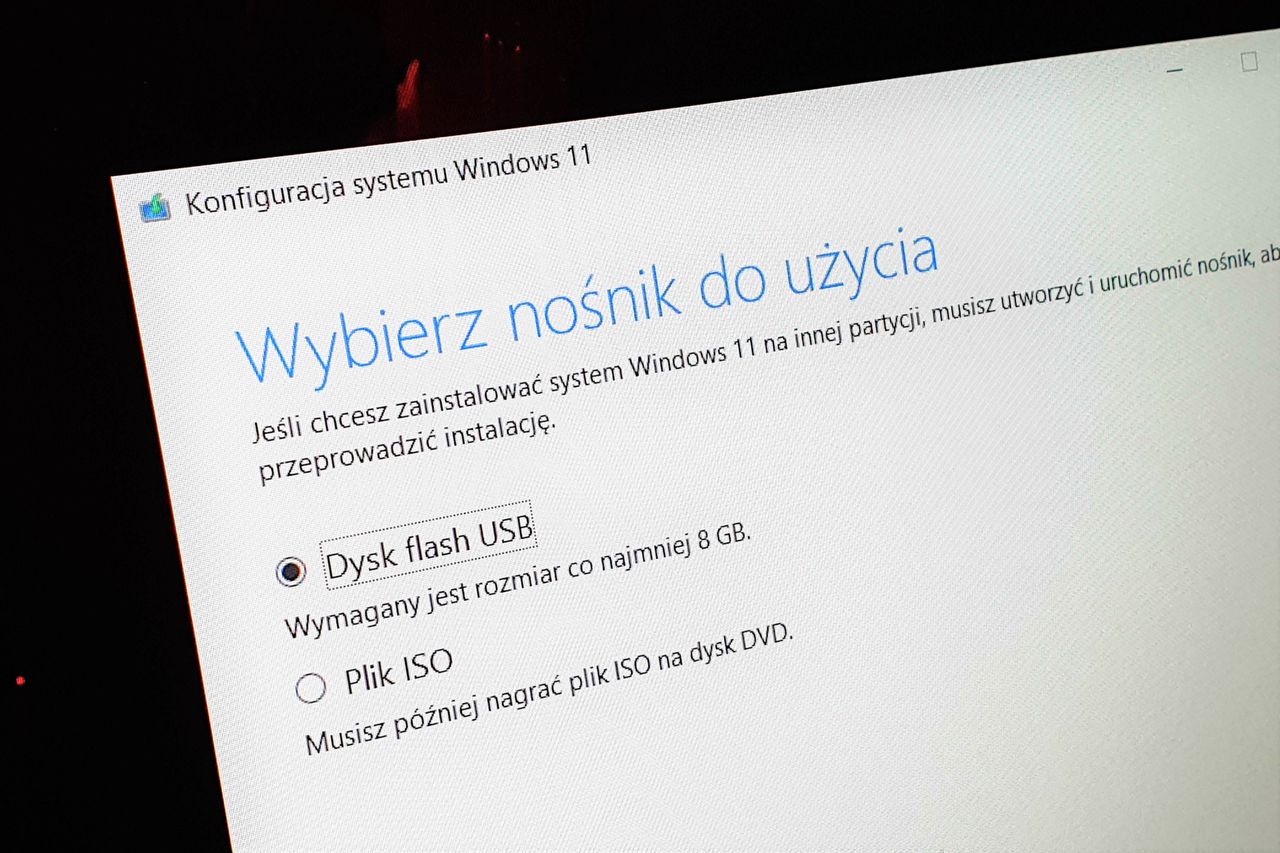 Windows 11 z pendrive'a lub pliku ISO. Zobacz, jak utworzyć nośnik