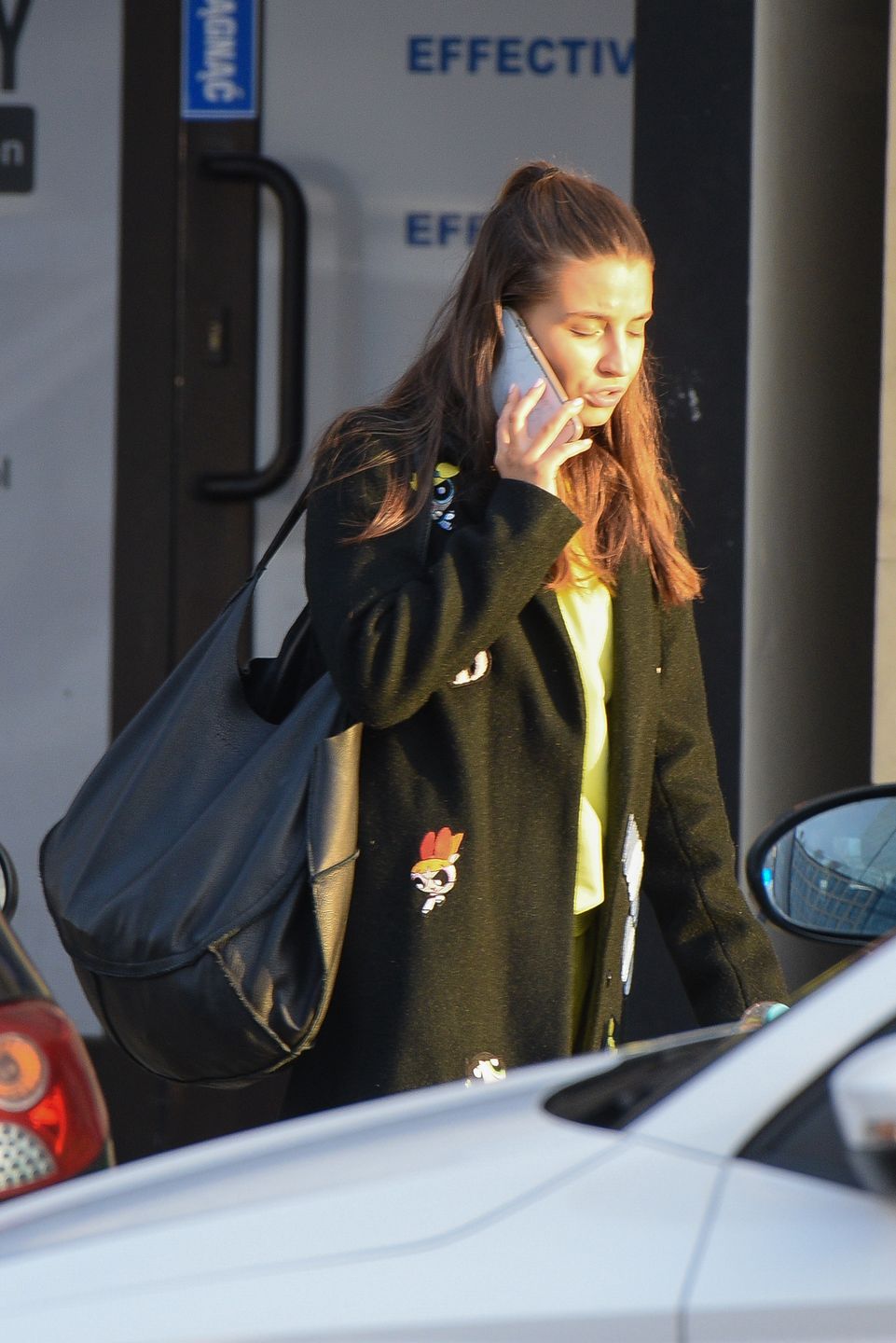 Julia Wieniawa bez maseczki