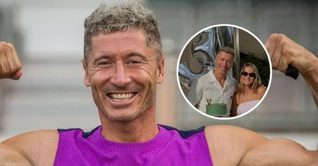Robert Lewandowski kończy 37 lat. Świętowała rodzina i przyjaciele. Taki tort dostał piłkarz