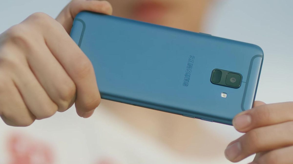 Samsung Galaxy A6 i A6+ (2018) oficjalnie. Tak, pojawią się w Polsce 1