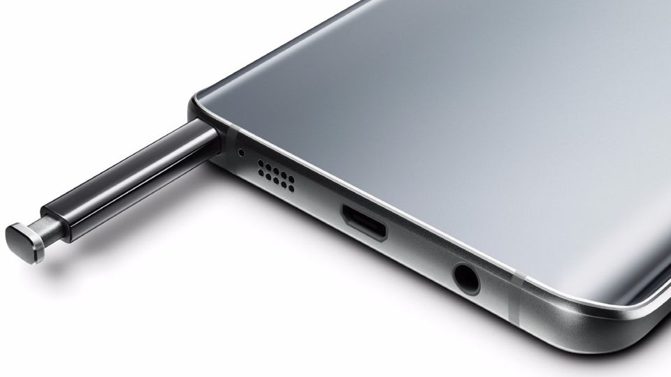 Samsung zabiera głos w sprawie problemów z rysikiem Note'a 5. Firma wiedziała o problemie przed premierą smartfona 1