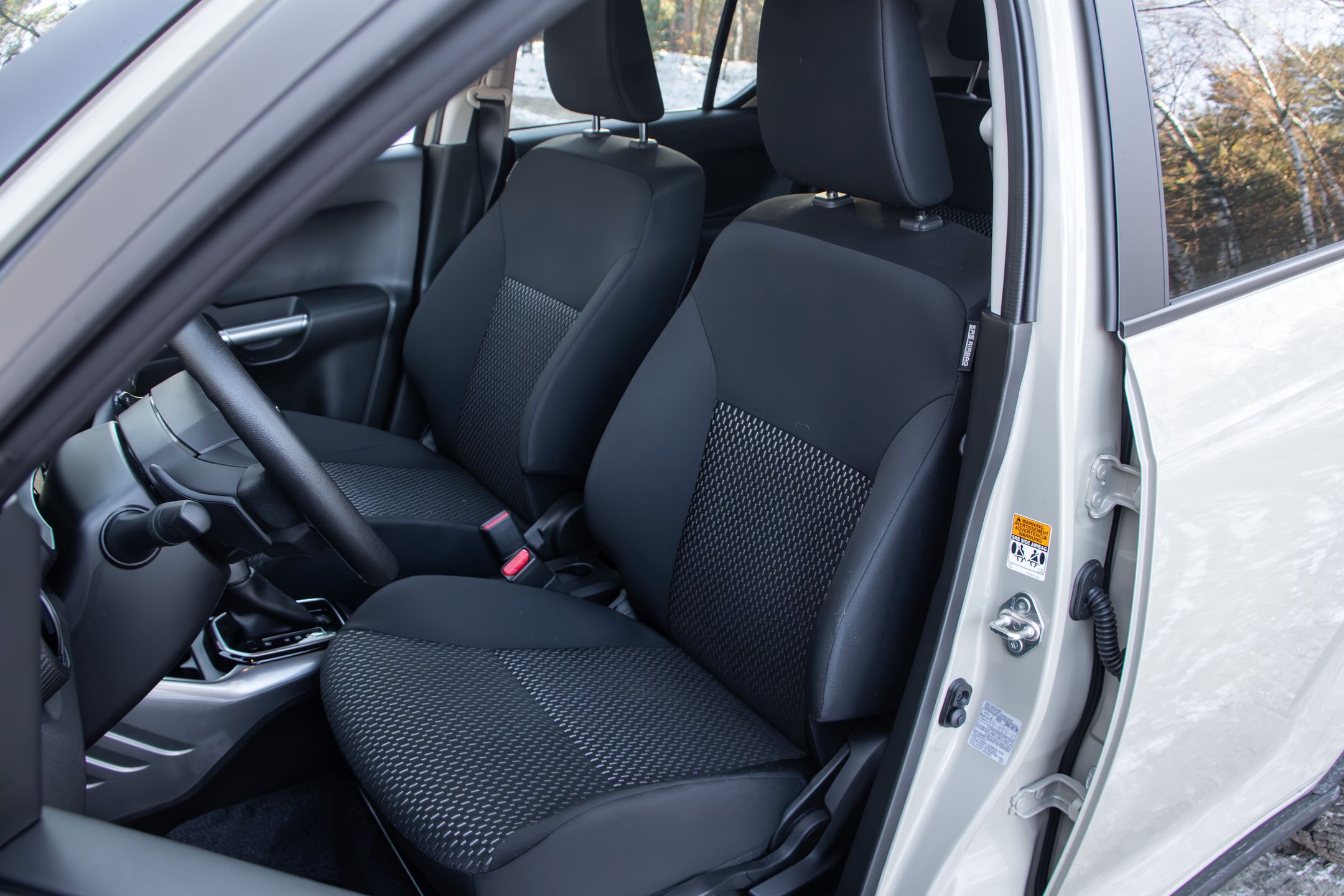Suzuki Ignis Hybrid 2WD CVT