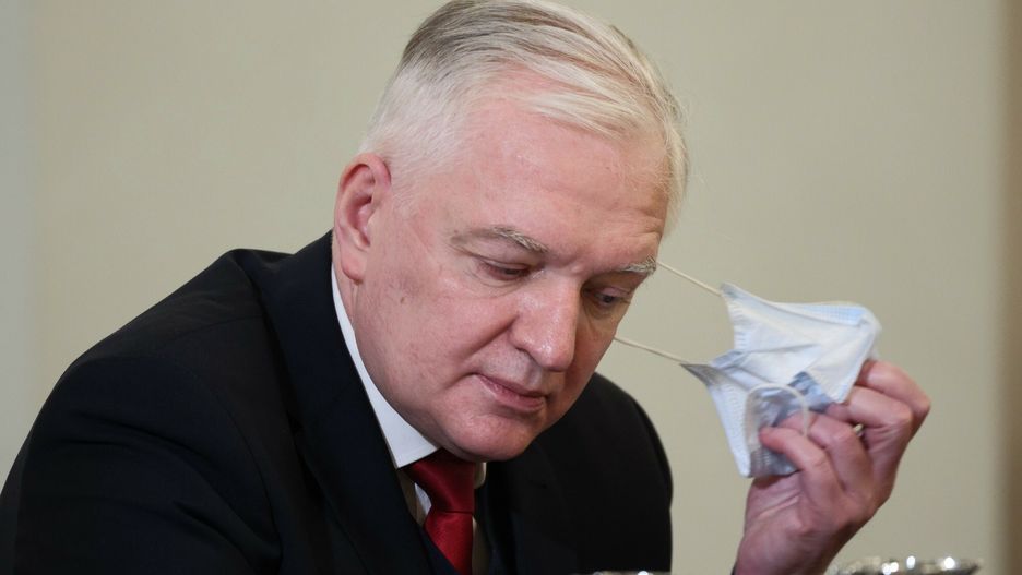 Jarosław Gowin o zwrocie pieniędzy dla posłów 