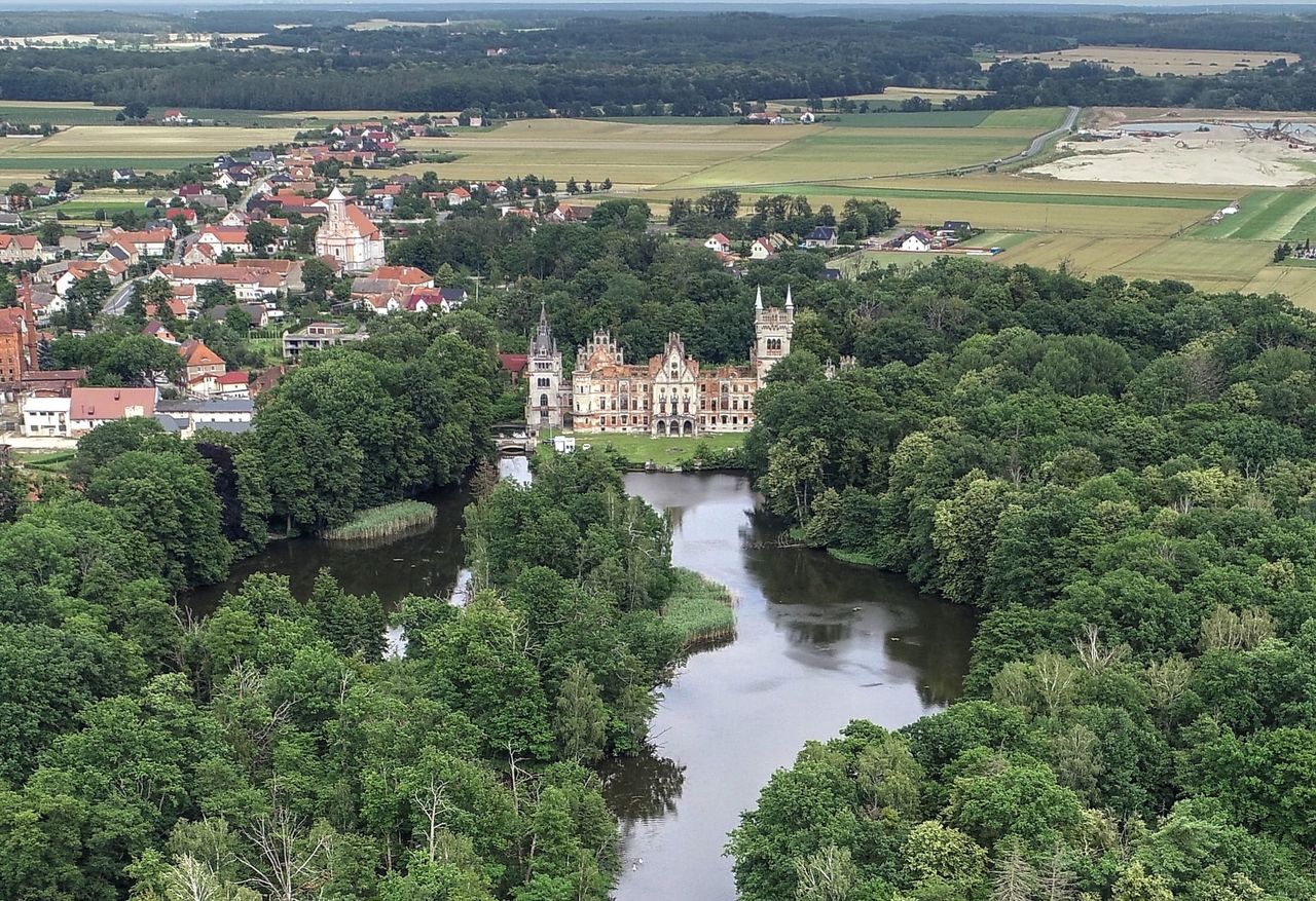 Pałac w Kopicach. Spór o zabytkową ruinę wciąż trwa