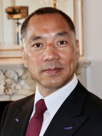 Upadek chińskiego miliardera: Guo Wengui skazany na 30 lat za oszustwo na miliardy dolarów