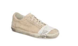 Superstar Taped Sneaker – buty sklejone taśmą za 2 tysiące złotych. Internauci kpią z obuwia luksusowej marki