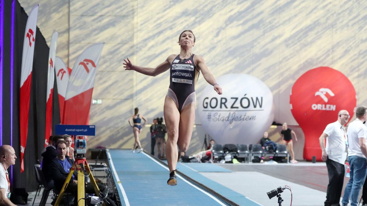 WP SportoweFakty / Marcin Malinowski / Na zdjęciu: Nikola Horowska podczas Gorzów Jump Festiwal