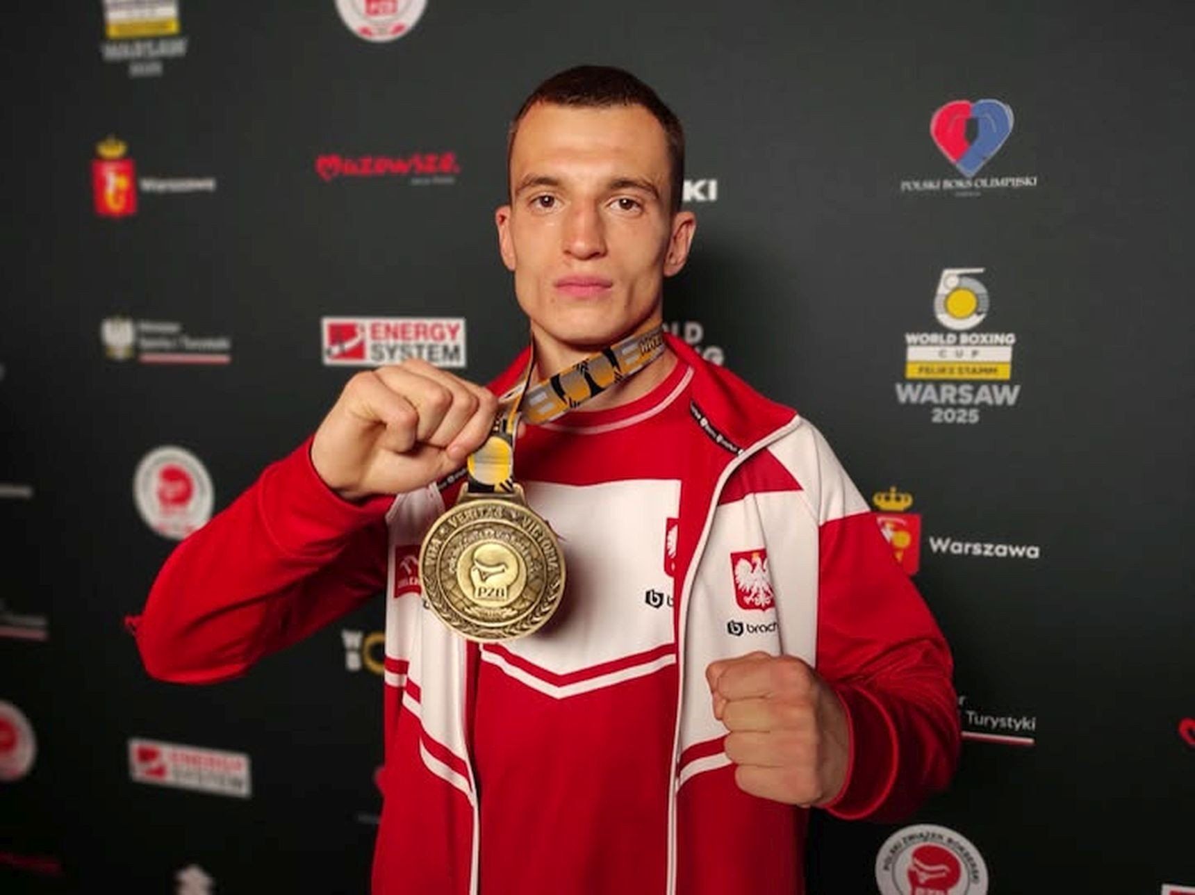 Paweł Brach wraz z kadrą narodową