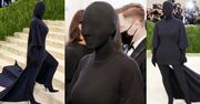 Gala MET 2021. Kim Kardashian STRASZY zakryta od stóp do głów! "JAK DEMENTOR" (ZDJĘCIA)