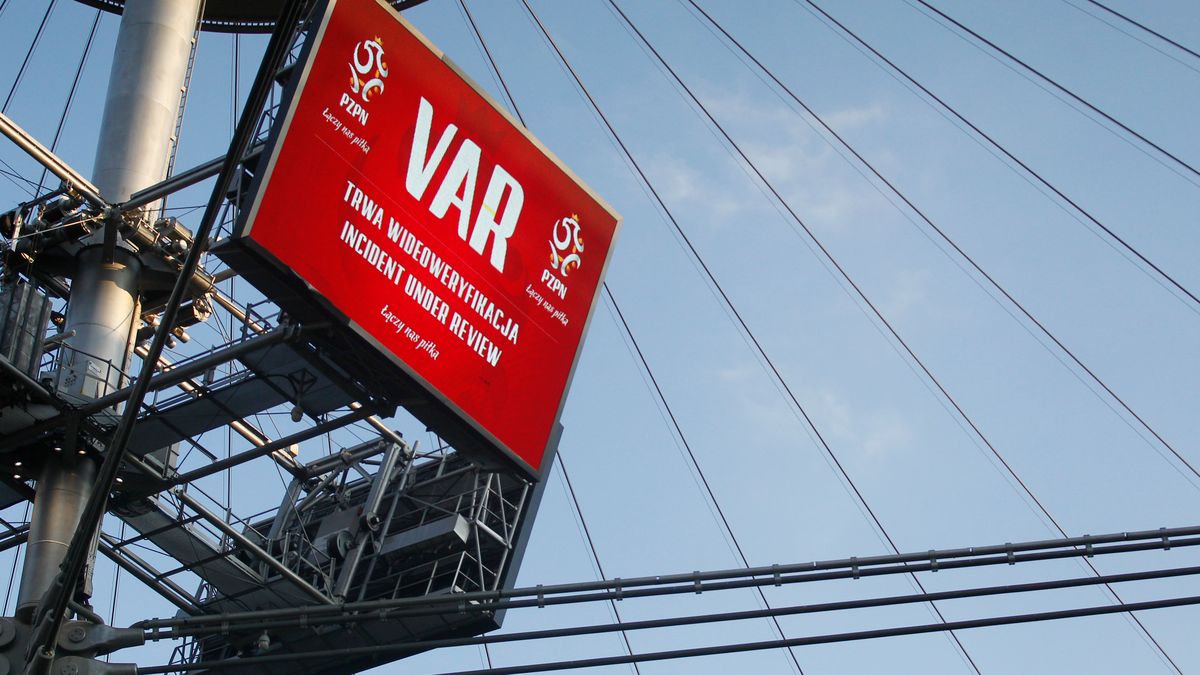 VAR