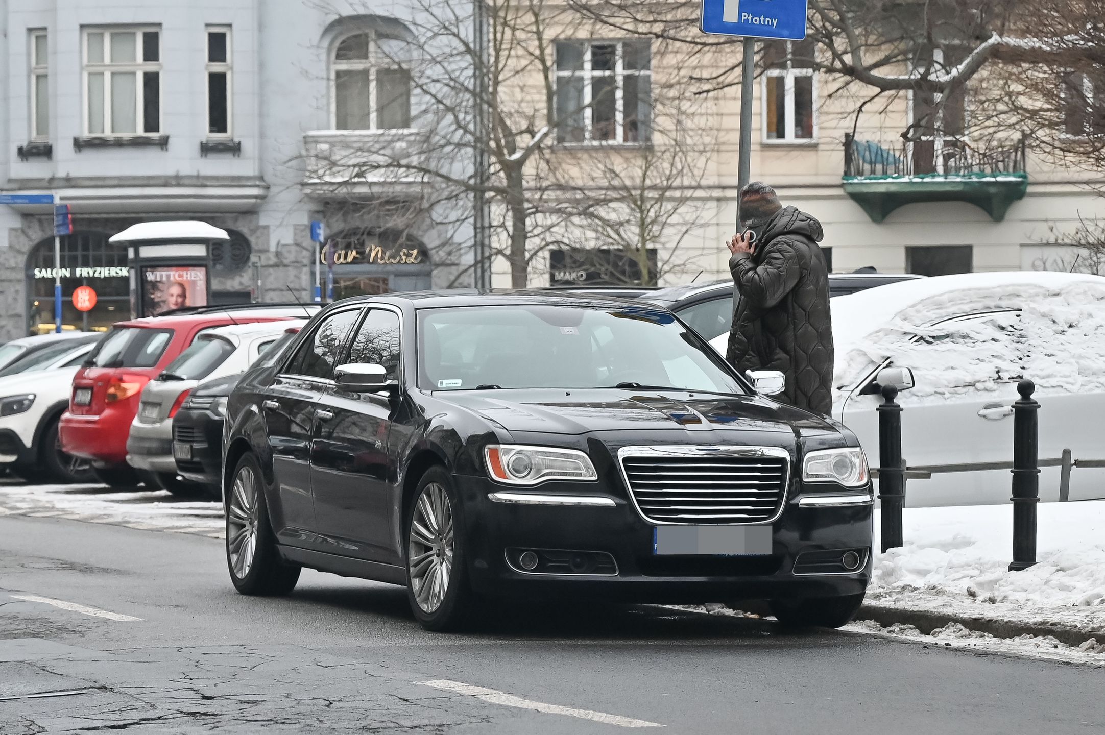 Jarosław Jakimowicz zostawił auto na środku ulicy