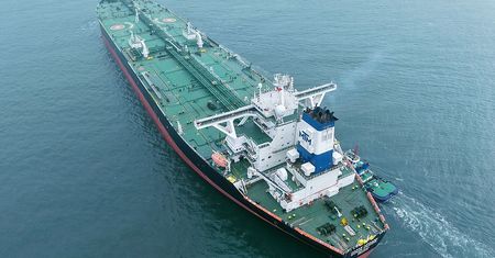 Tankowiec ominął cieśninę Ormuz. Japonia: pierwsza taka dostawa