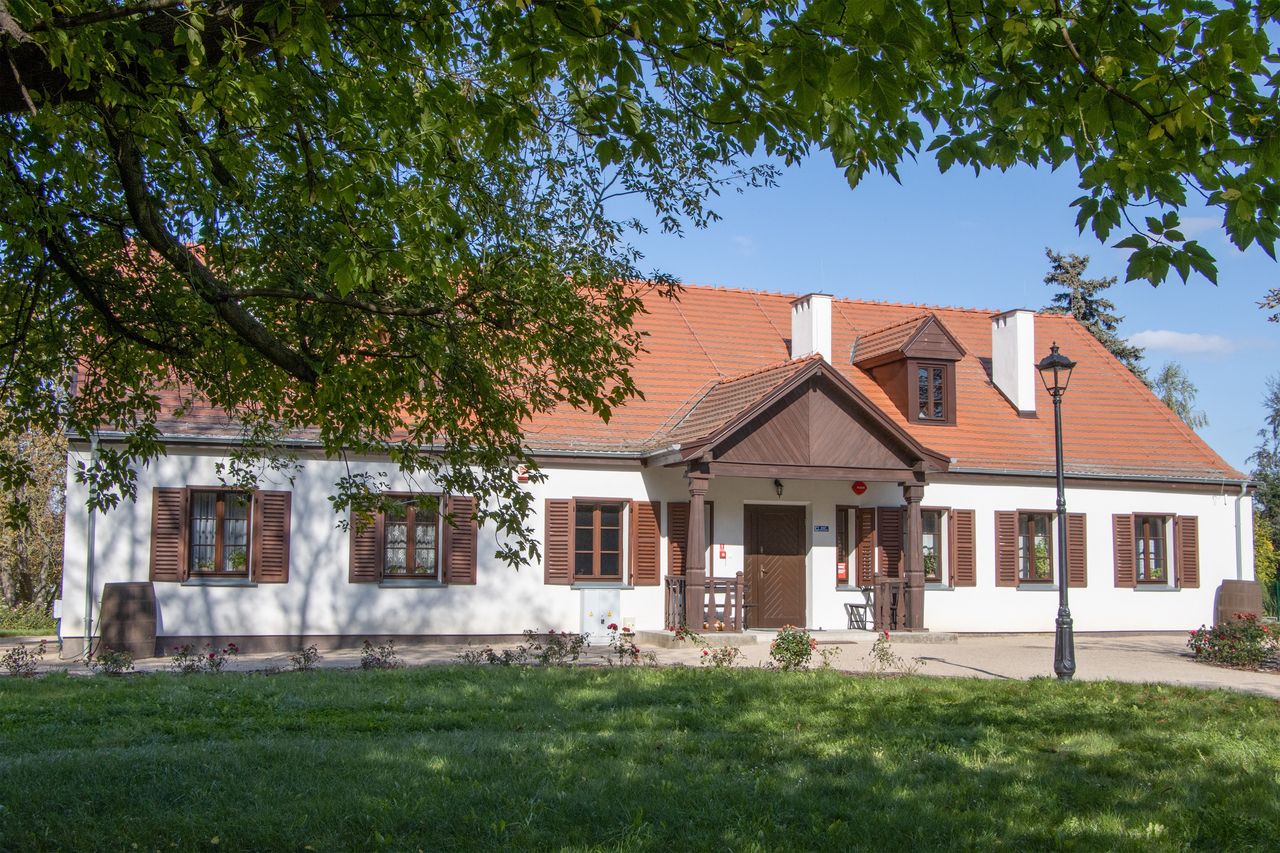 Dworek Marii Dąbrowskiej w Russowie