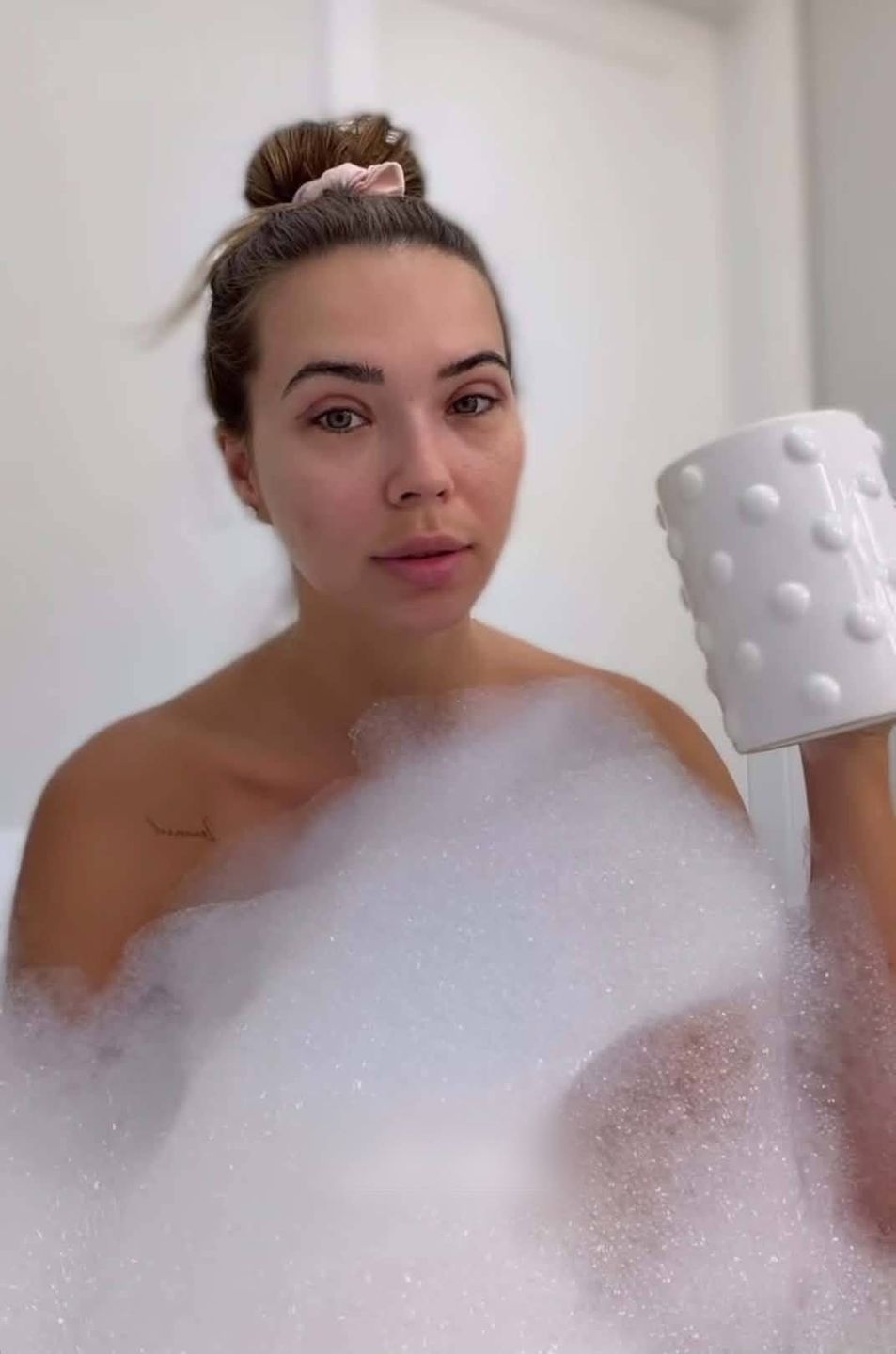 Sandra Kubicka nagrała się w wannie