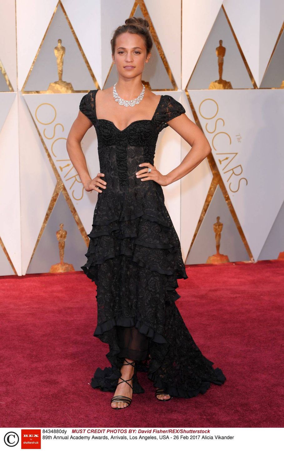 Alicia Vikander - Oscary 2017 (kreacja: Louis Vuitton)