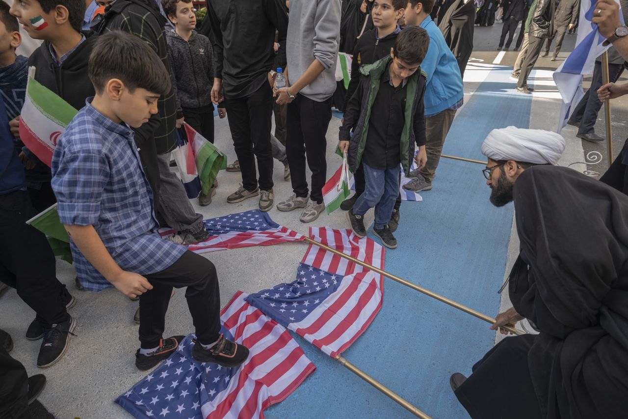 "Niezapomniana lekcja". Teheran reaguje na groźby Trumpa