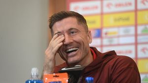 "Jak mnie? Ja jestem niezniszczalny”. Lewandowski zdjął maskę
