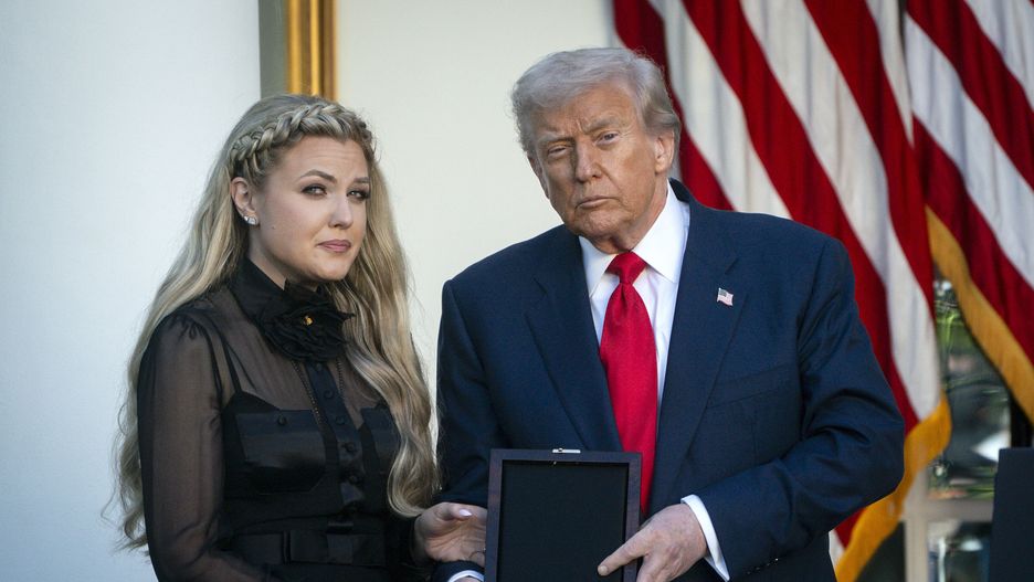 Erica Kirk, żona Charliego Kirka i Donald Trump