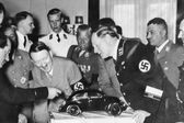 Krwawe pieniądze: Tajemnice nazistowskiej gospodarki