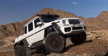 Mercedes G63 AMG 6x6 - terenowy ideał?